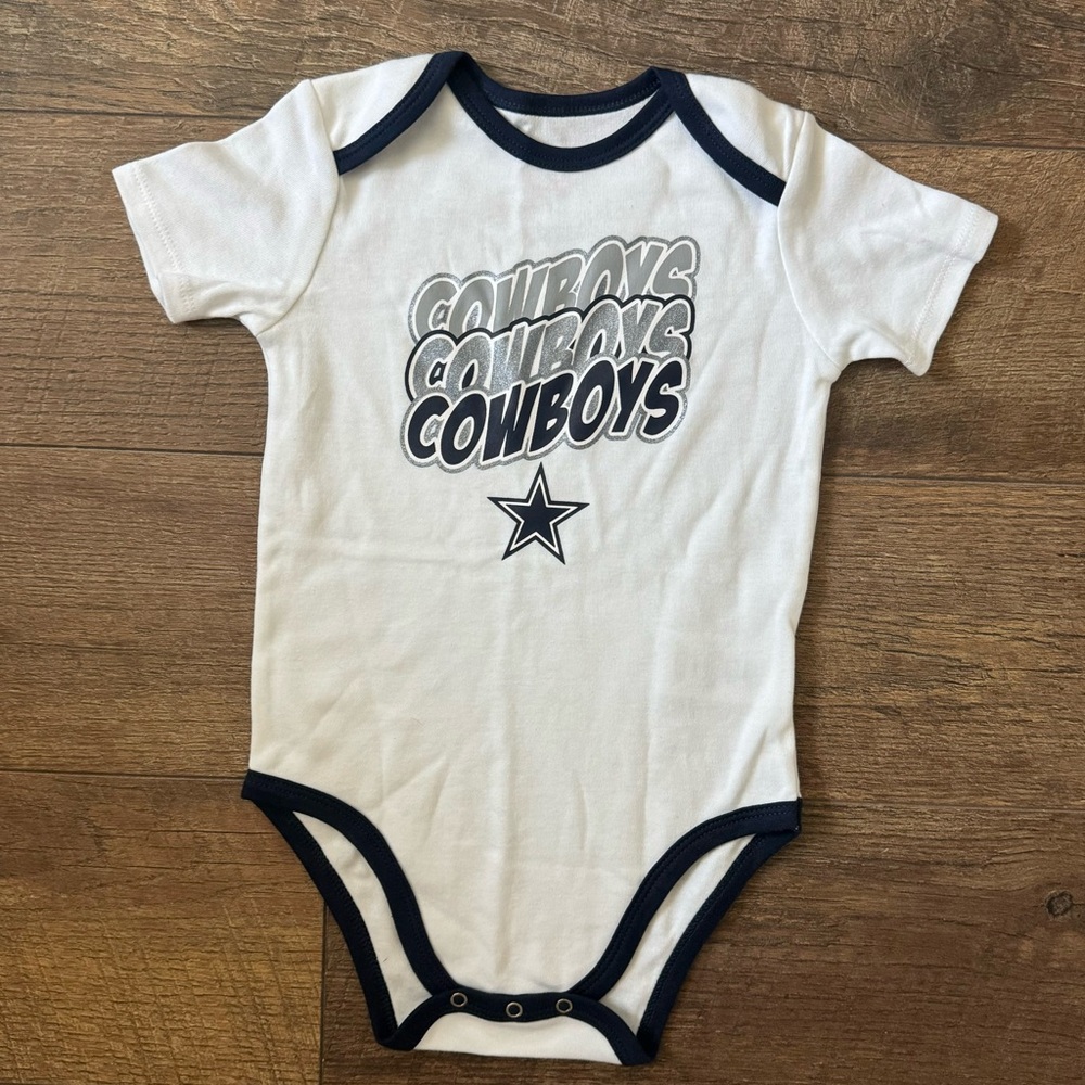 Dallas Cowboys 24m One Piece NWOT